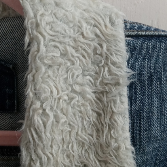 12345678 Fur Trim Cropped Jean Jacket Size Medium - Picture 4 of 8